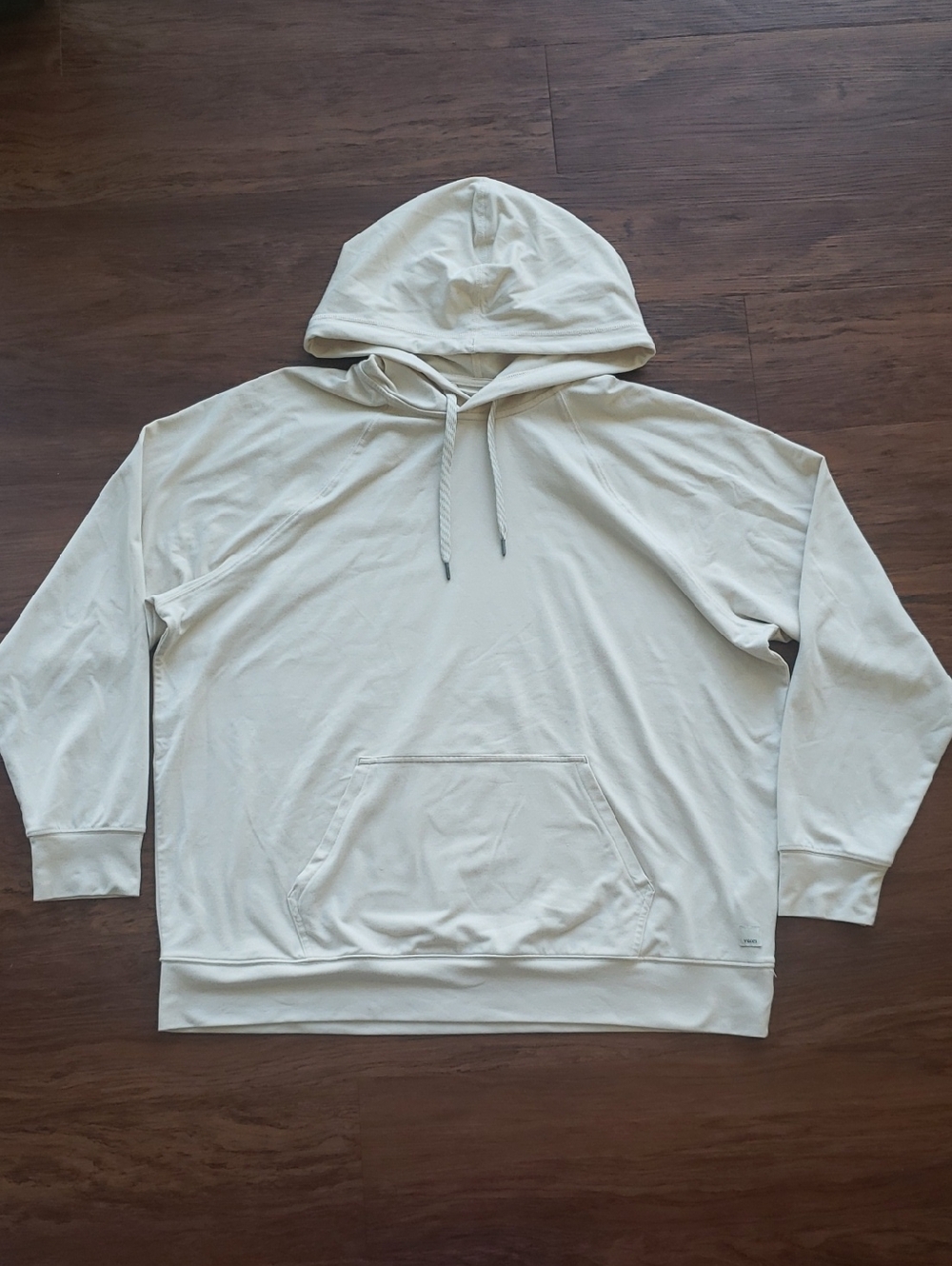 Vuori Light Cream Halo Performance Hoodie Size Large Athleisure Loungewear